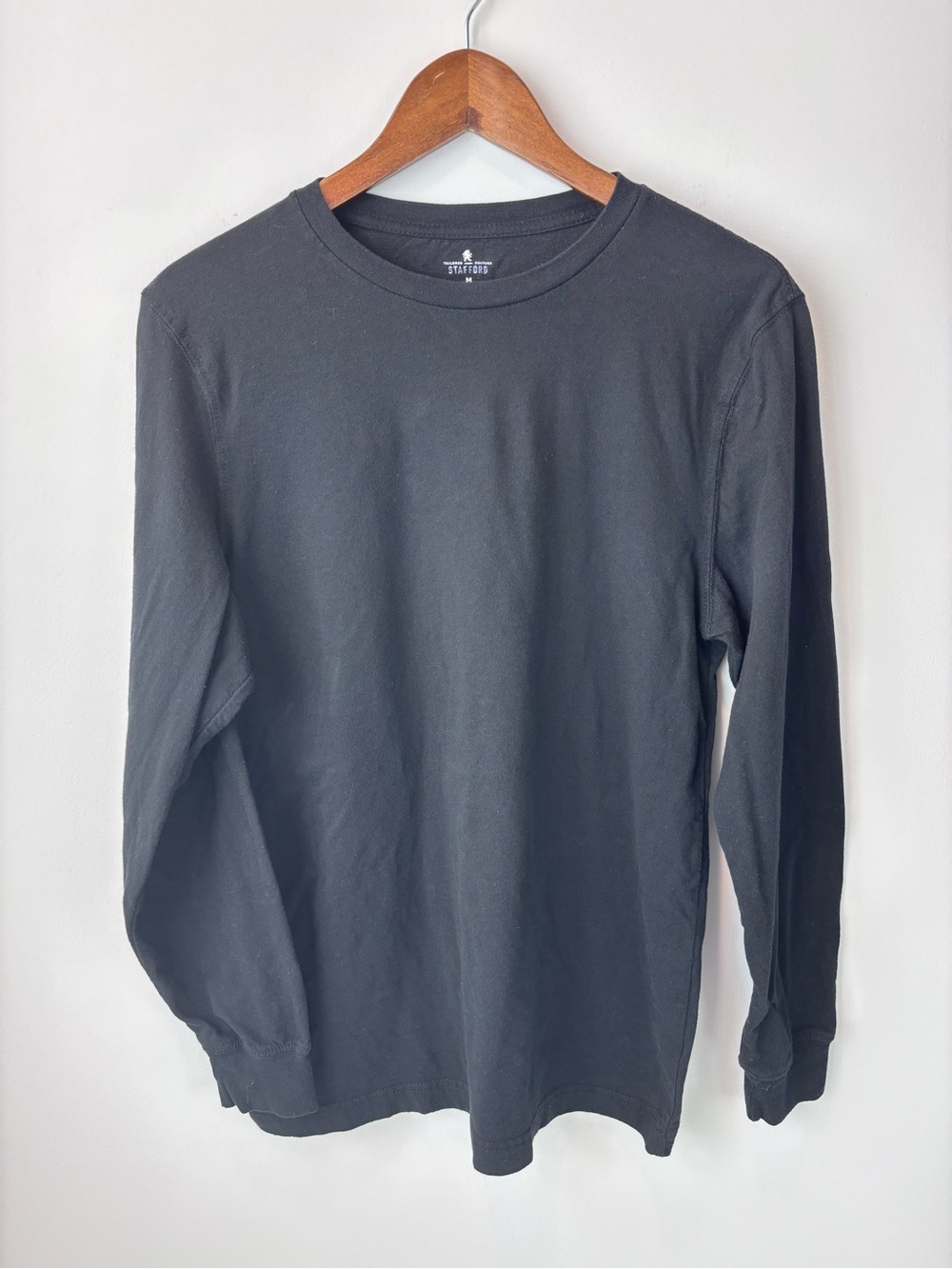 Stafford Men’s M Black Long Sleeve Crewneck T-Shirt 100% Cotton
